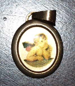 Finally-My-First-Gold-At-A-Yard-Sale.